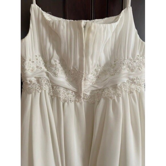 David's Bridal Full Length Ivory Dress - Picture 5 of 8